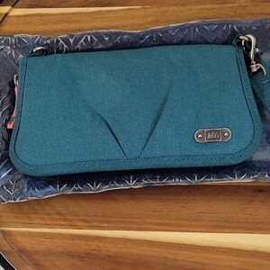 REI Teal Clutch Wristlet Fun And Durable